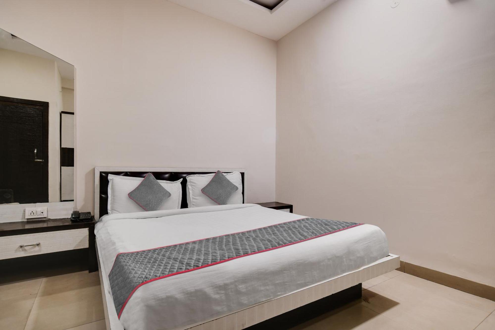 Townhouse Prime Stay Ιντόρ Εξωτερικό φωτογραφία